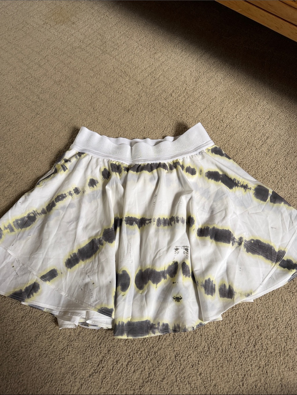 lululemon athletica White Tie-Dye Circle Skirt with Yellow and Gray Stripes